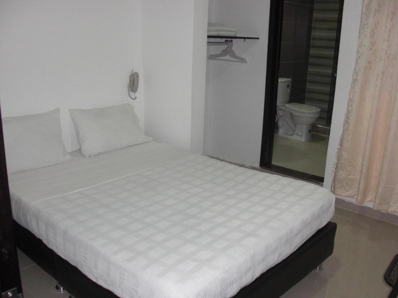 Hotel Aussie Koala Armenia  Exterior photo